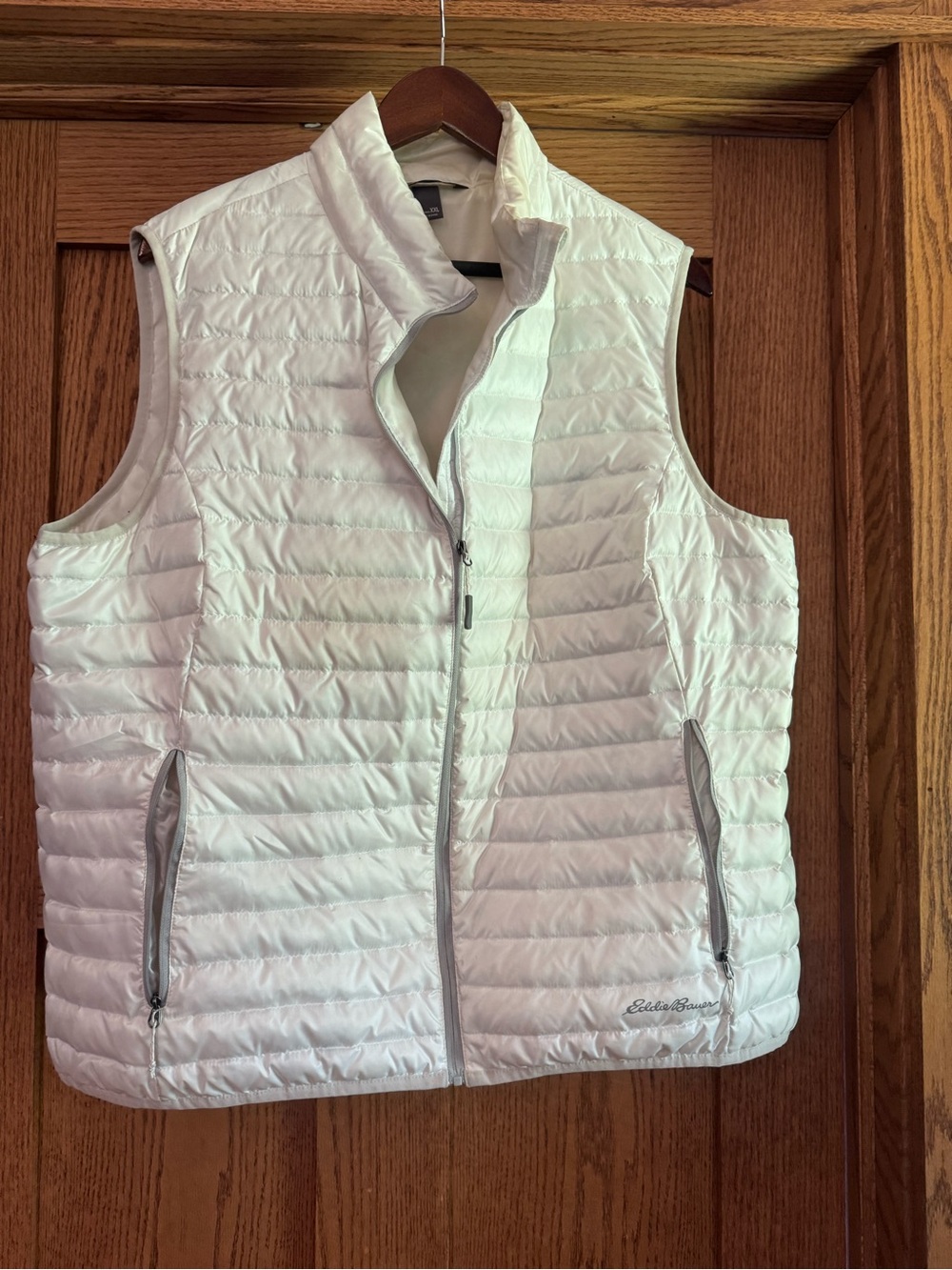Eddie Bauer White Quilted Packable Puffer Vest